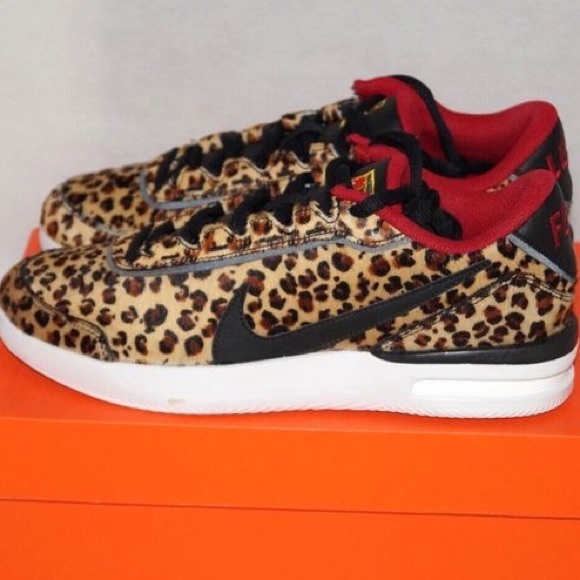 *ISO ISO* ISO* - Picture 4 of 16